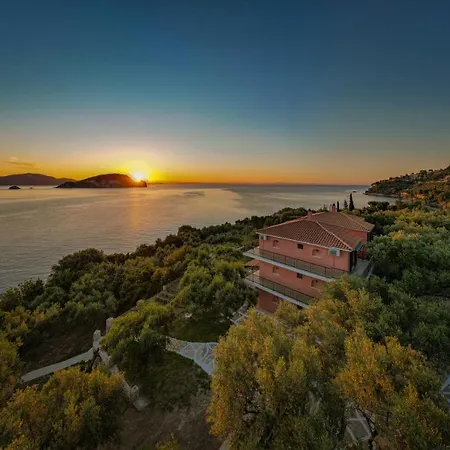 Apartmán Anatoli - Tranquil Location & Stunning Views, By Zantewize