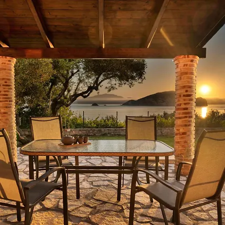 Anatoli - Tranquil Location & Stunning Views, By Zantewize Apartmán *